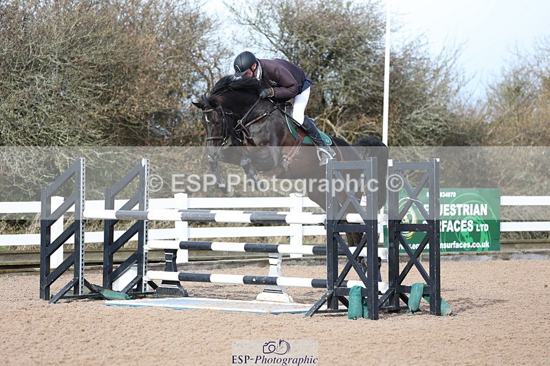 240223A-112802-00860 - Cls 4 Snr 1.05m Open