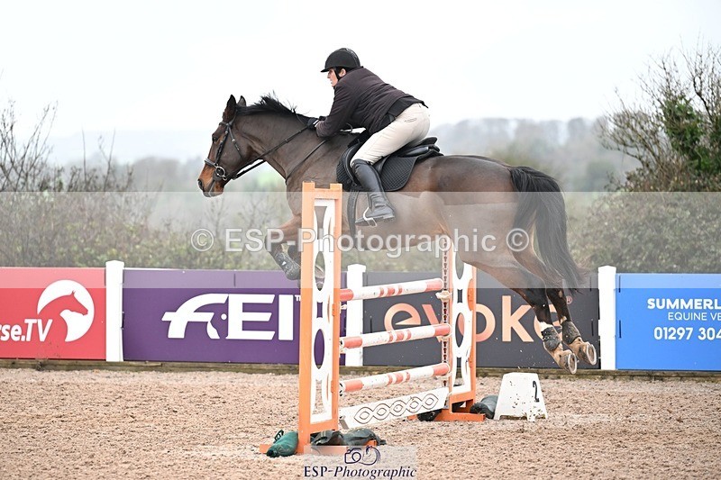 251206-125314-01067 - Cls 12 Snr Newcomers and 1.10m