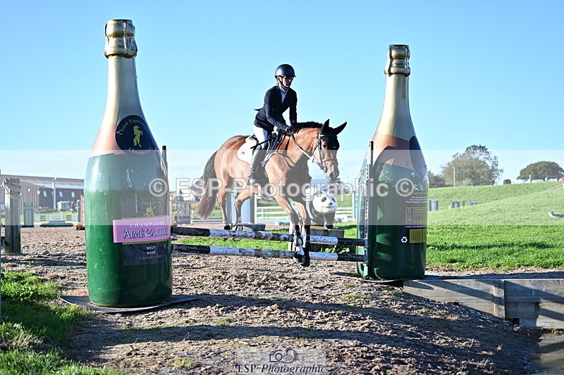 240912A-175456-02769 - Cls 7 Snr 90cm Open Speed Derby