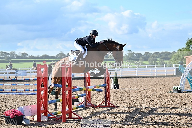 241004A-101251-01053 - Fri 07 Snr Brit Nov & 90cm Open