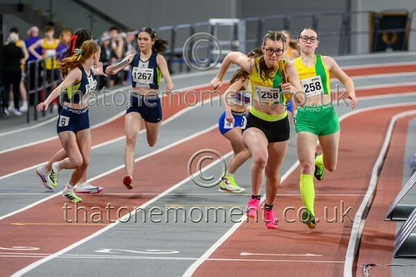 CEREL-923668 - Track Female Set One