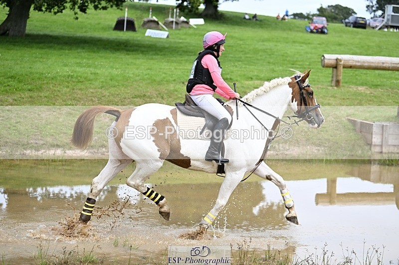 240803-144100-08262 - 162-Susan-Joy_Keeping-WARPAINT