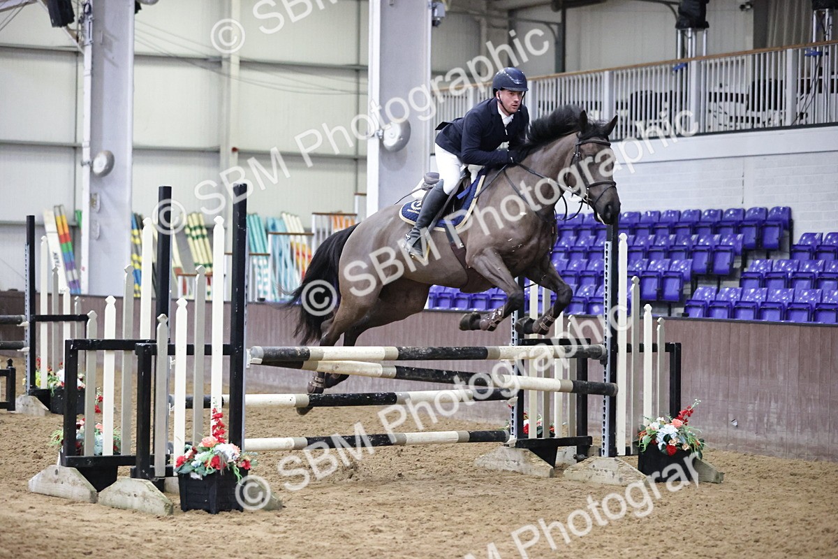 SBM_000746 - Class 3 - Nupafeed Supplements Senior Discovery/ 1m Open