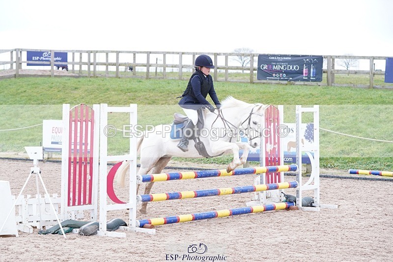 250209-134540-01988 - Cls 30+31 Stepping Stones and Winter-Summer