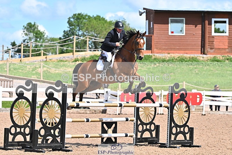 240619A-154224-00932 - Cls 5 Snr Foxhunter and 1.20m Open