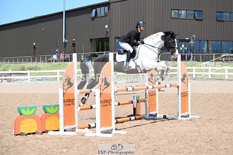 240605A-142834-00740 - Cls 4 Newcomers and 1.10m Open