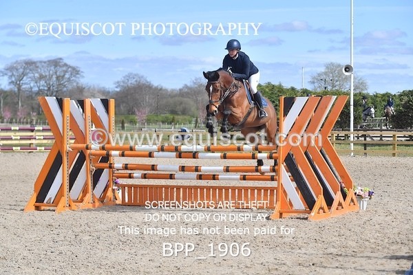 BPP_1906 - CLASS 20 SUN RHS Foxhunter Championship Qualifier