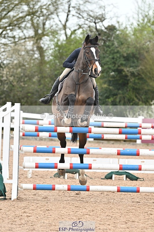 240406A-144712-04008 - Cls 15 Foxhunter