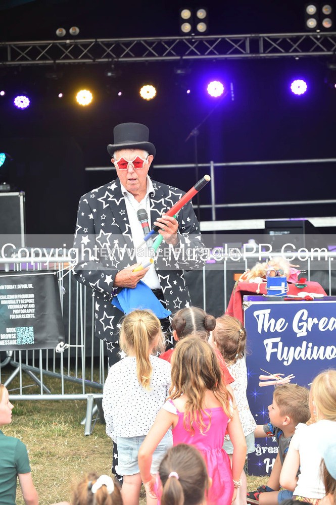 SH4_9519 - Mr Cosmo.