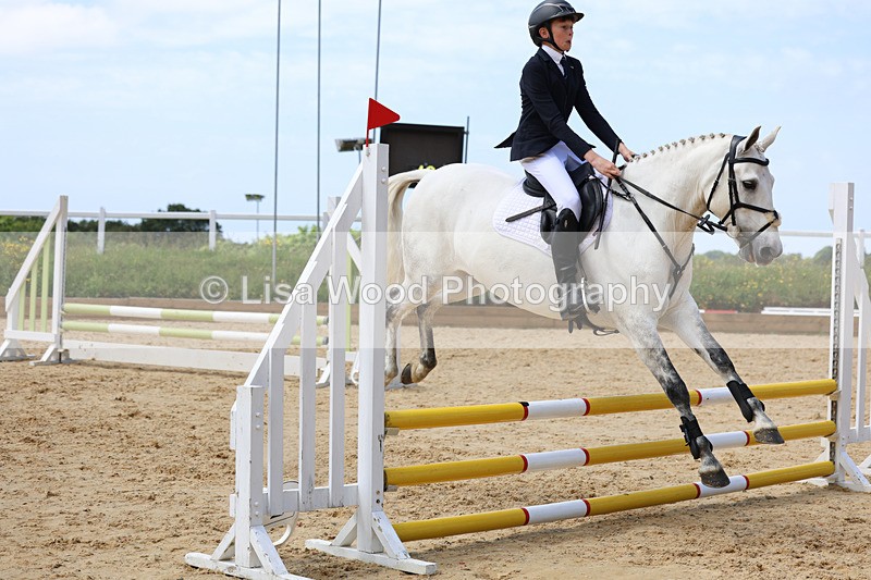 3E7A2691 - Class 4: 70 -75cm Part B