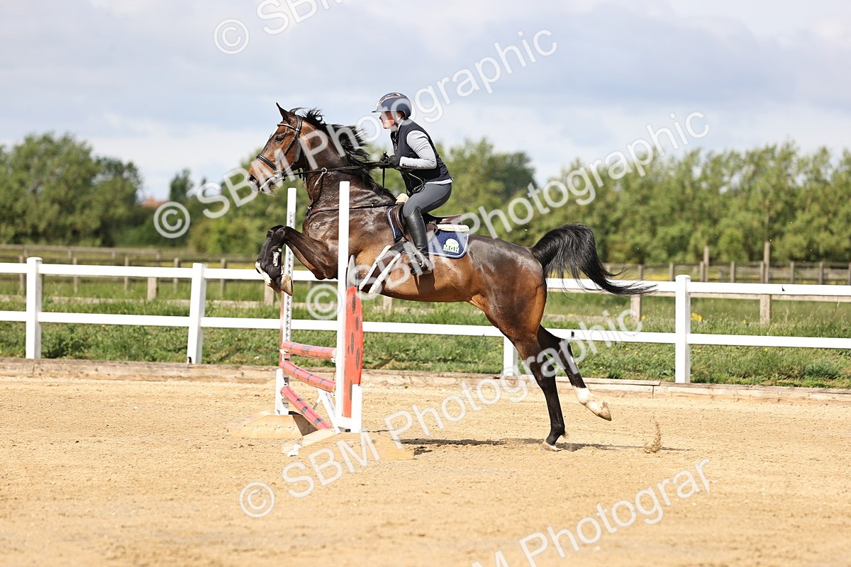 SBM_001928 - Class 8 - Clear Round