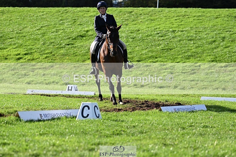 241025-142736-10027 - 453-Caroline.Davies-HAPPY.H