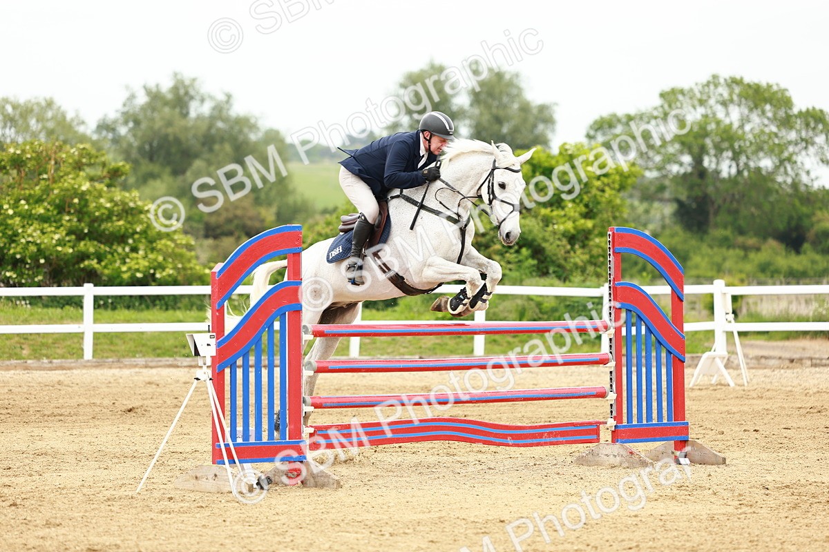 SBM_001113 - Class 5 - Senior Foxhunters - 1.20m