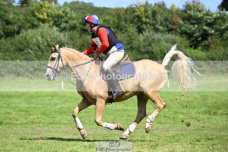 240811A-115448-02239 - 017-