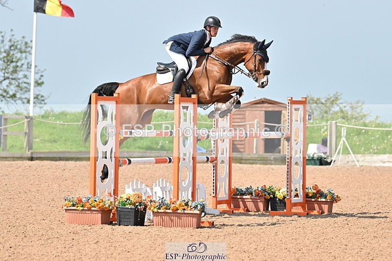 240512A-105923-17442 - Cls 48 National 1.30m Open