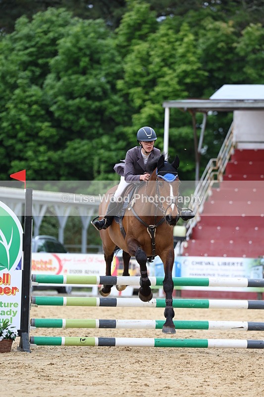 3E7A6486 - Class 4: Senior British Novice/90cm open