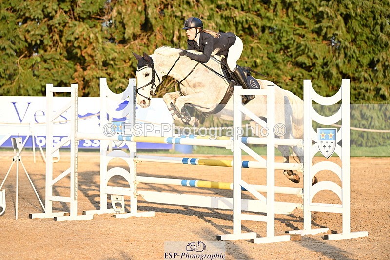 250322A-173240-03786 - Cls 14 Snr Fox & 1.20m Open