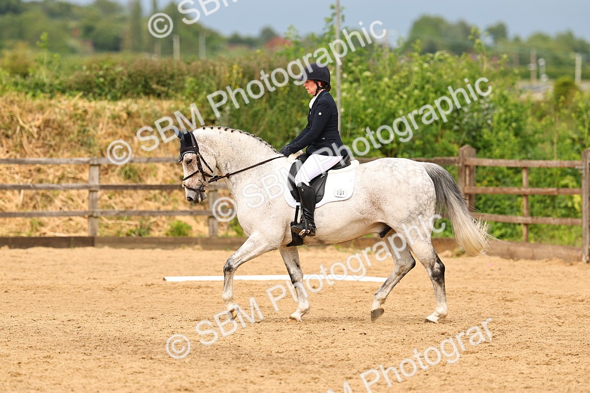 SBM_003718 - Class 7 - Novice 2