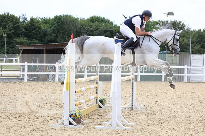 3E7A6406 - Class 8: Senior Newcomers/1.10m open