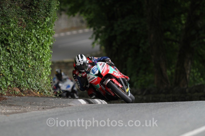 Michael Dunlop Honda / MD Racing - Monster Energy Supersport Race 1