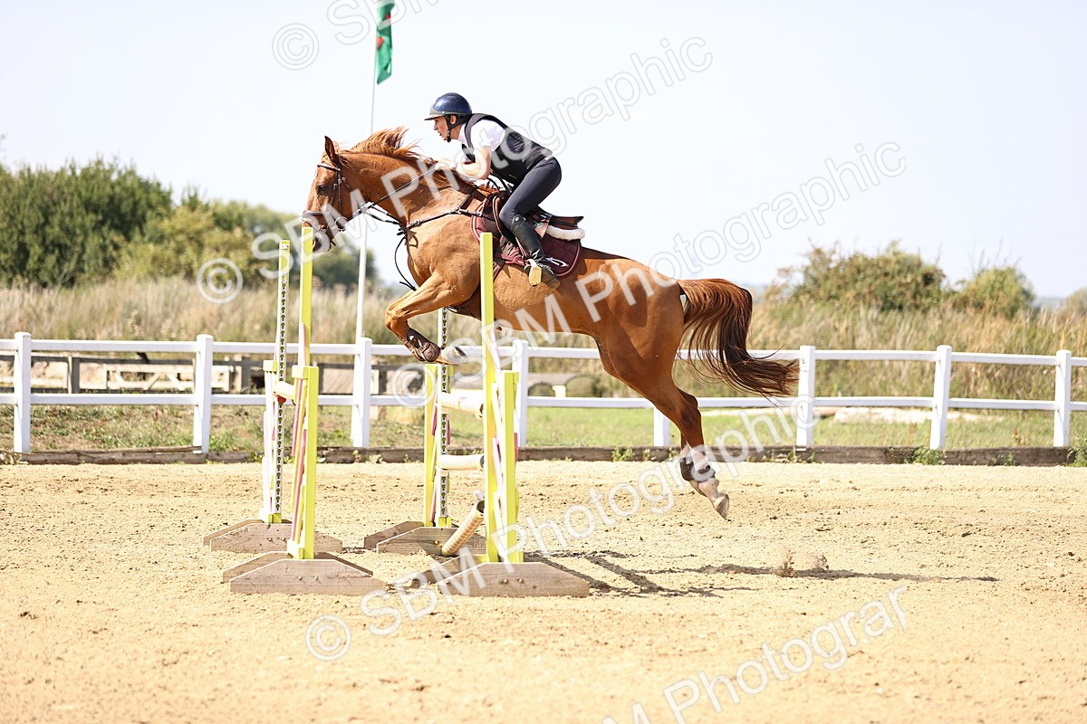 SBM_006952 - Class 13 - Senior Newcomers - 1.10m