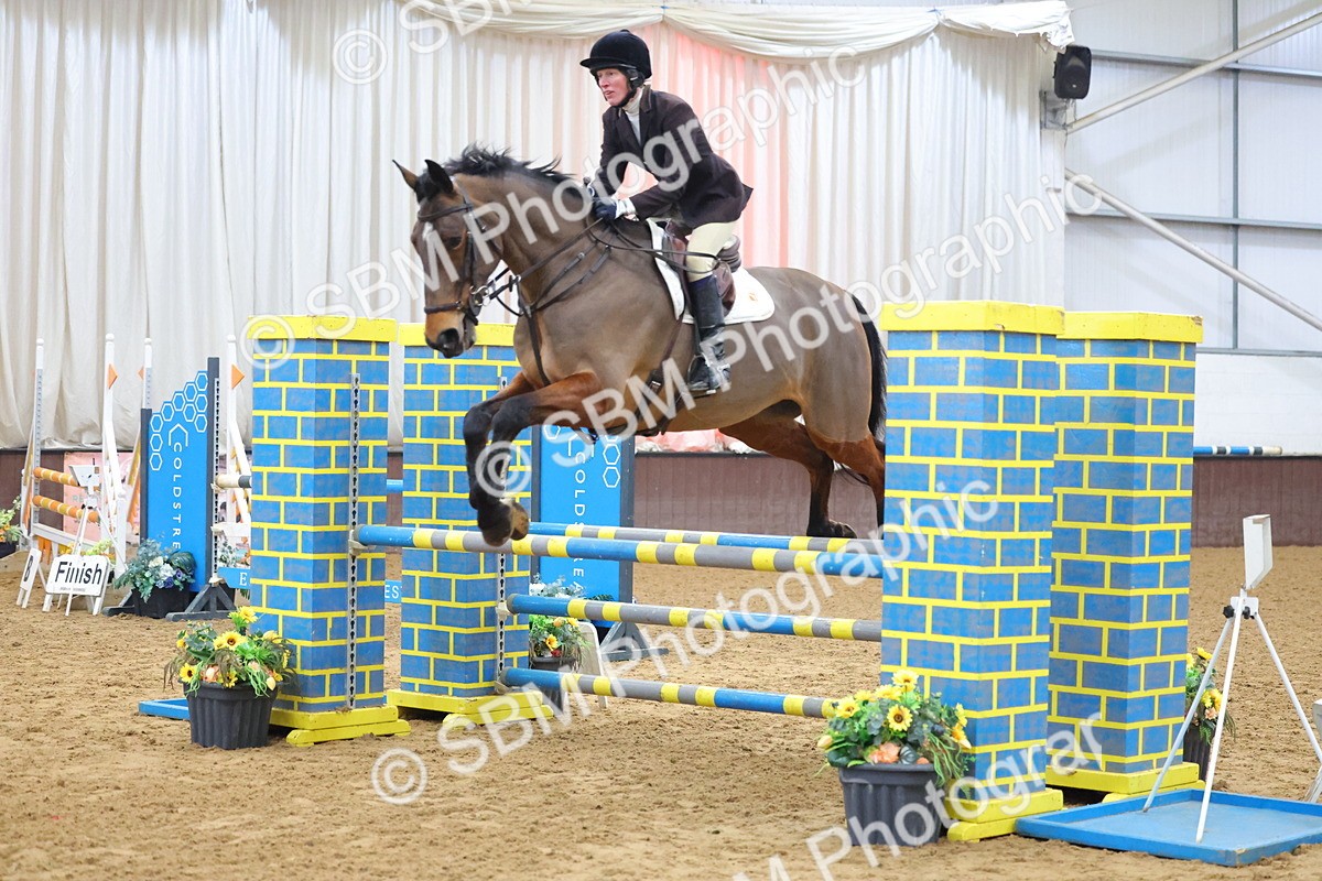 SBM_008230 - Class 21 - Nupafeed Supplements Senior Discovery/ 1m Open - First Round (1.00m)