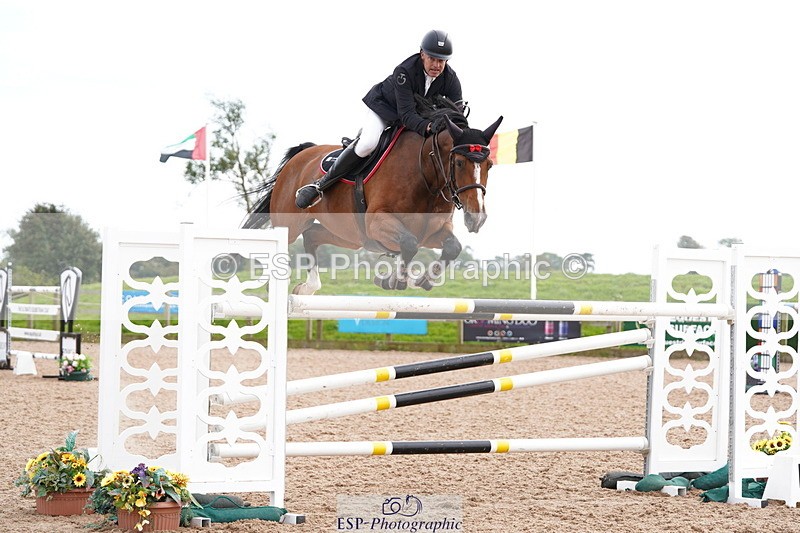 240915A-151144-10802 - Cls 28 Chard Sept GP Jump Off