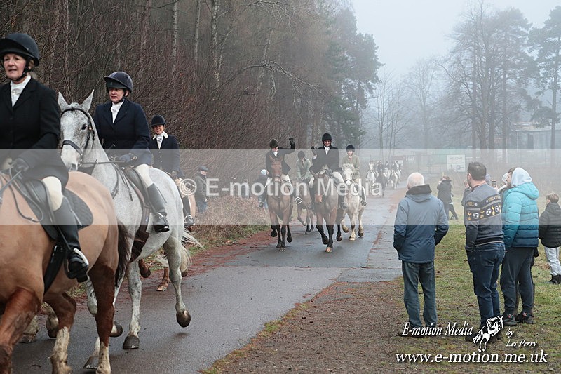 HUPY 261224 240 - Pytchley with Woodland Hunt Boxing Day Meet 26th December 2024