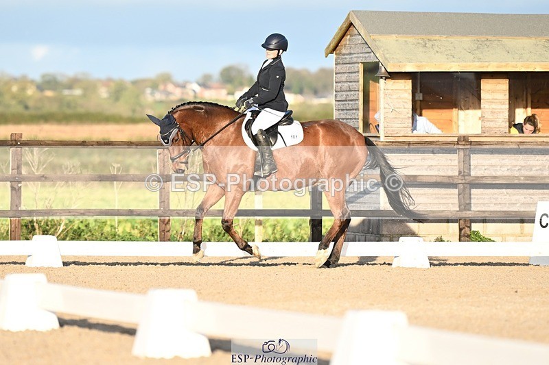 231105-153044-03835 - Cls 5 Novice 27 Start to 15.30 break