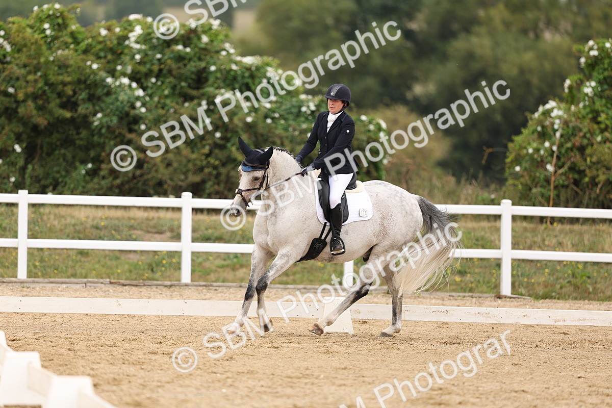 SBM_01621 - Class 9 - Novice 27 Champs