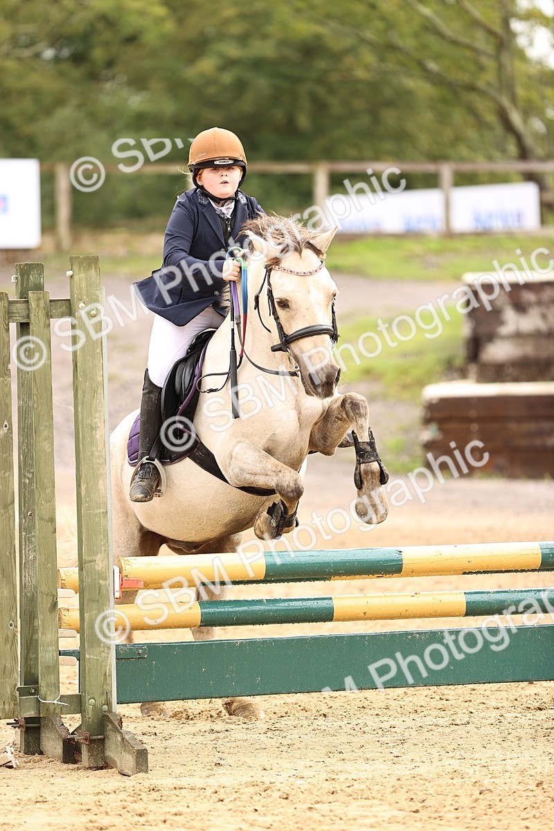 SBM_44752 - J9 - Junior Pony 70cm Championship