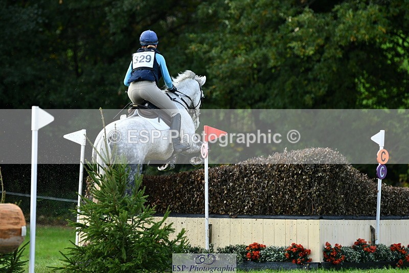 251025A-095953-15216 - D-329-Clementine.Montgomerie
