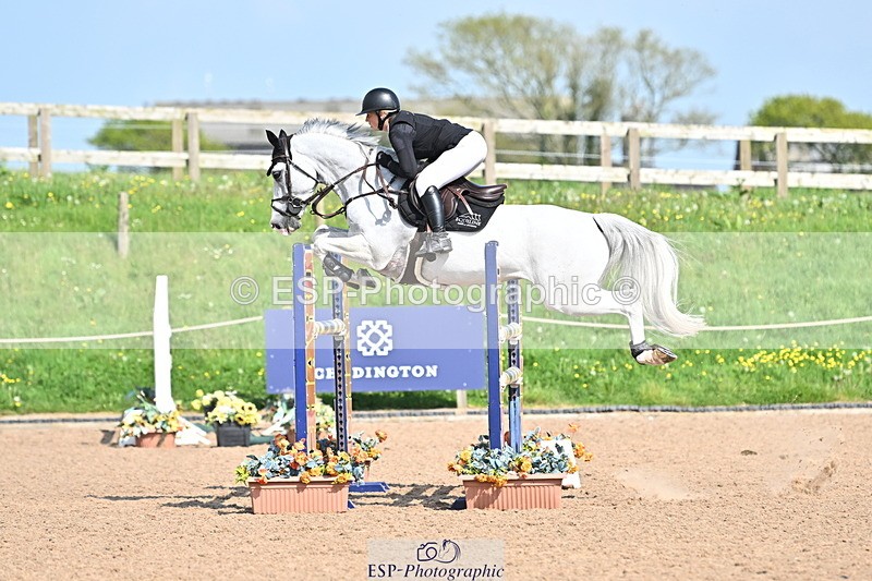 240509A-160250-03487 - Cls 12 Chard Equ Speed Derby