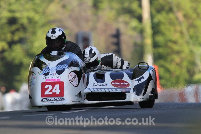 IMG_5516 - Thursday Practice - TT 2013 Side Car