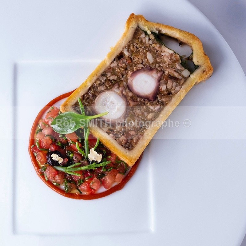 ca - HOTELS & RESTAURANTS