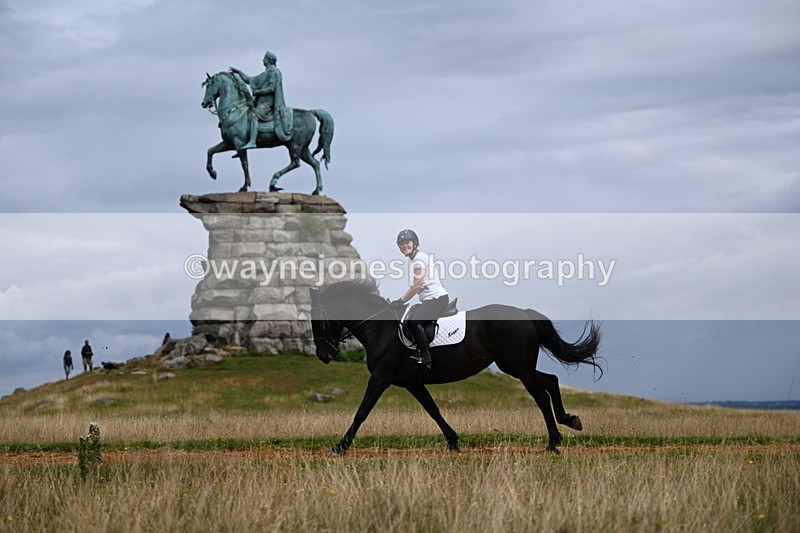 DSC_6004 - Time at Statue 12:17 to 12:44