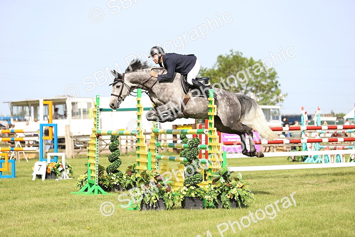 SBM_01567 - Class 200 - Martin Grant Homes Welcome Stakes 1.25m Open