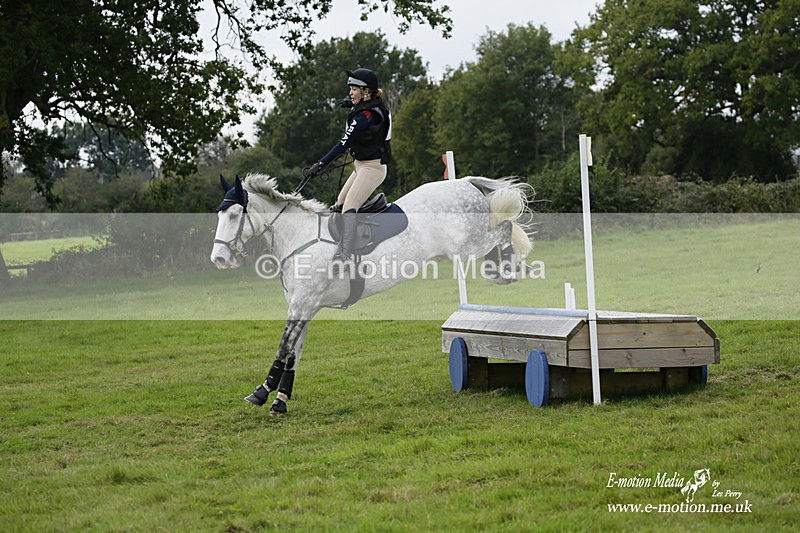  WWHT 171021 2340 - Novice Pairs (0.80m)  17/10/21