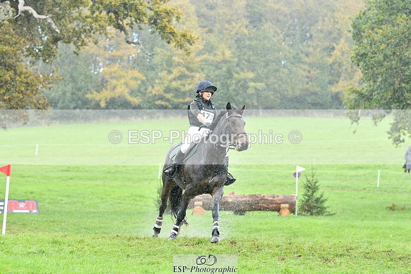 251025A-133321-20033 - F-471-Charlotte.Grant