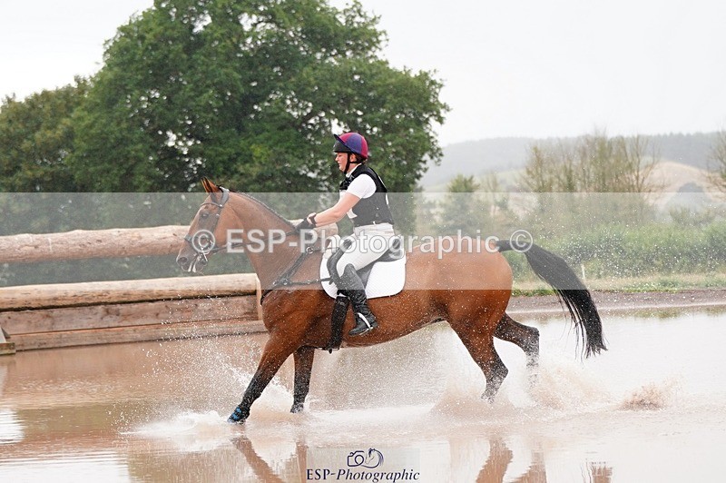 250803A-131134-13791 - M-576-Ella.Otto-SUMMERBRIDGE.TIPP