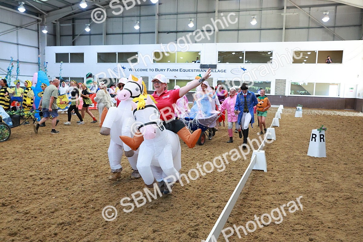 SBM_007976 - Teams Parade