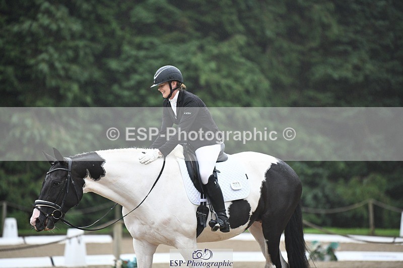 240720-113804-04364 - 123-Michelle_Wallis-Alvescot_Winning_Mood