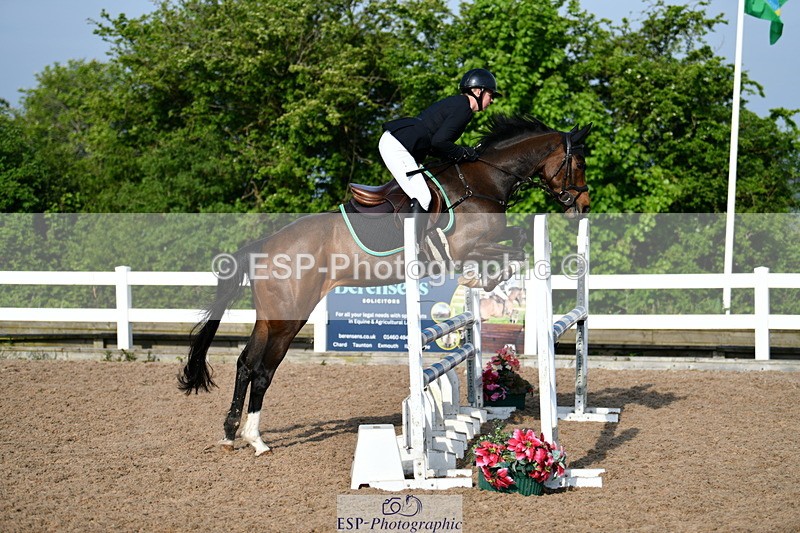 240511A-082742-10565 - Cls 27 85cm National Am Quali