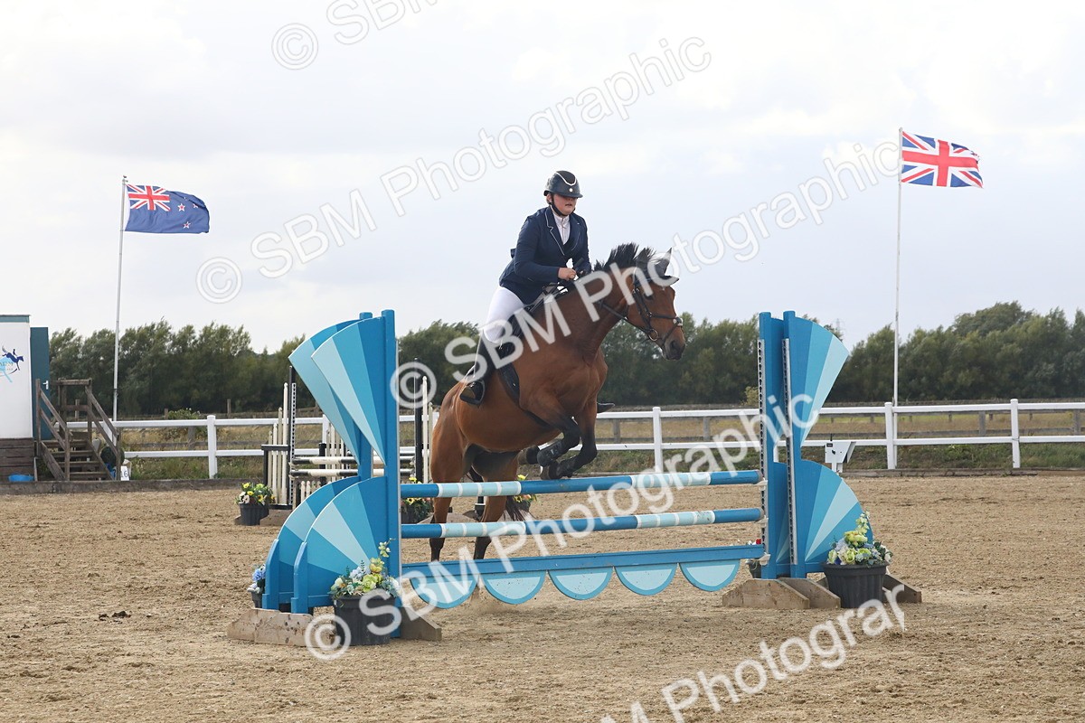 SBM_008061 - Class 12 - 90cm Champs