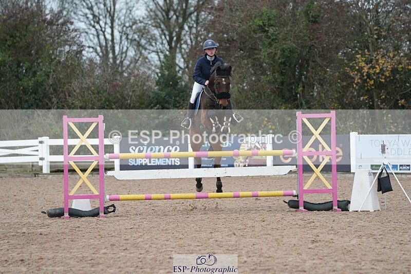 251109-114928-03643 - Cls 20 Newcomers and 1.10m Open