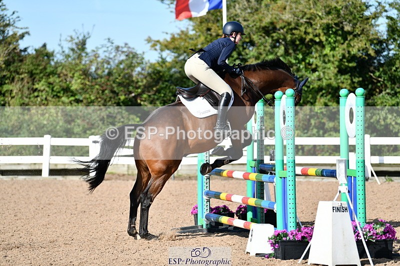 240913A-100219-03081 - Cls 20 Snr British Novice and 90cm Open