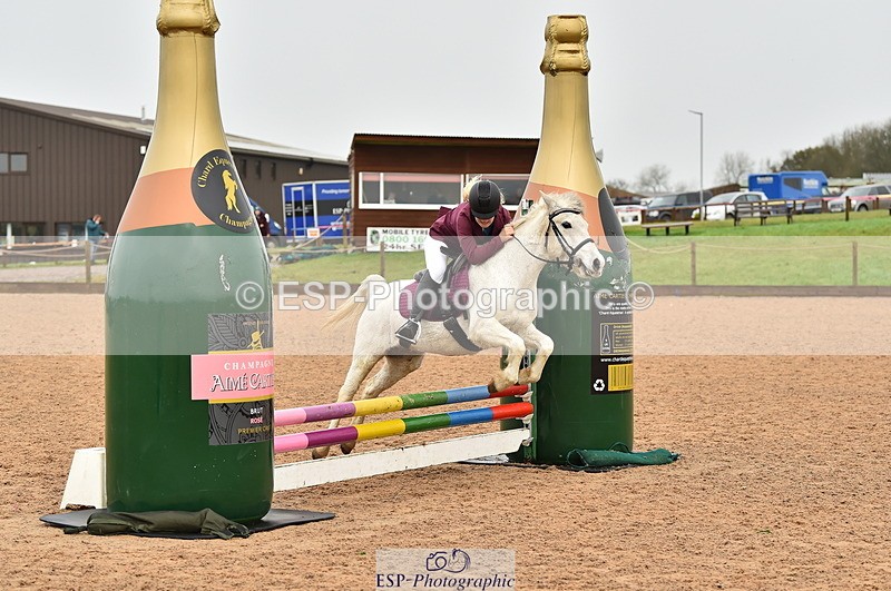 231118A-101546-01007 - Cls 18+19 Club and Schools 70cm