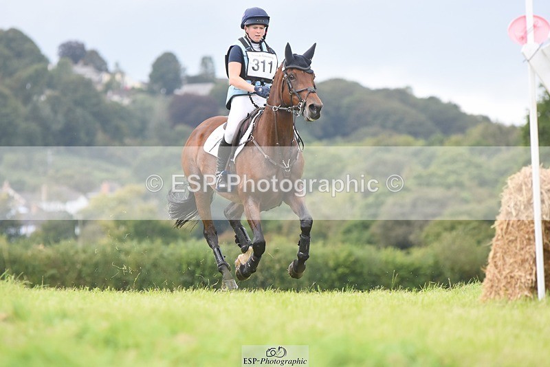 230820X-142556-3527 - BE100 XC 14.00 to 15.00 End