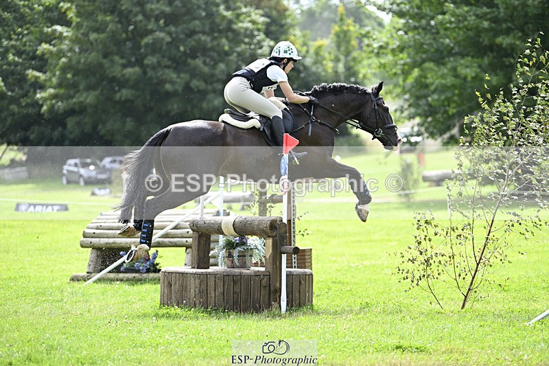 240804-103534-10584 - 403-Alana_Harries-THE_KNIGHT