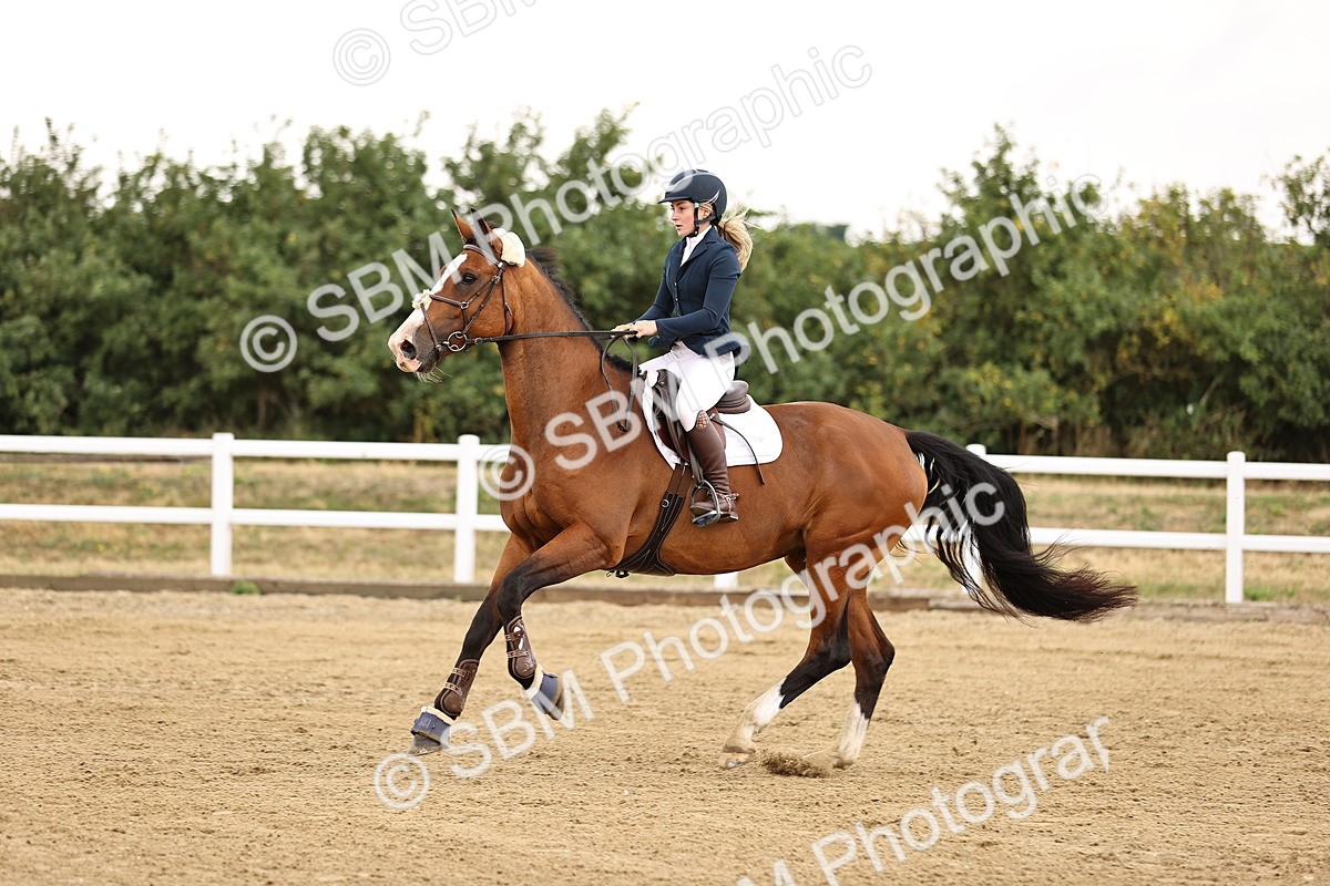 SBM_026414 - Class 12 - Amateur Championship Qualifier 1.05m